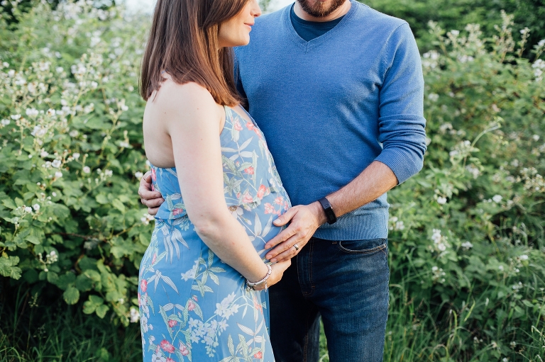 Maternity shoot, family portraits, baby bump